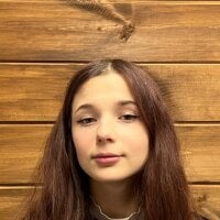 SallyBates' Offline Chat Room