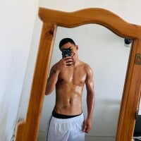 andy_scottx's Offline Chat Room