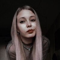 ห้องแชทออฟไลน์ของ JulieCurtis