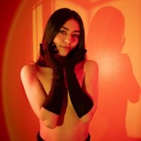 canelleGarces model avatar