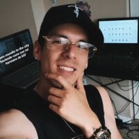 latinosatiro94 model avatar