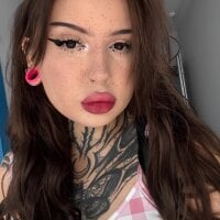 YasminBratzz webcam model