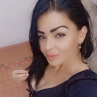 ห้องแชทออฟไลน์ของ Caroline-Turner