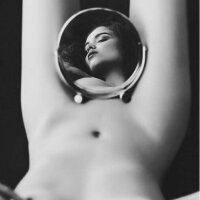 AlyshaXXX's Offline Chat Room