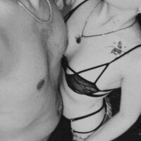 sexparadise777's Offline Chat Room