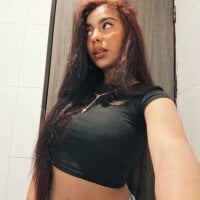 PrettyTiana_ webcam model