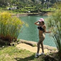 lolaperrys' Avatar Pic