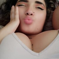 Liittle_Kaitlynn's Offline Chat Room