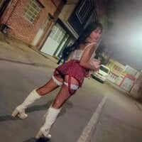 realybeautiful Adlı Modelin Çevrimdışı Sohbet Odası