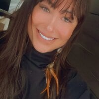 Sarahmonesexy webcam model