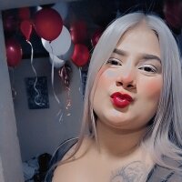 Offline chatovací místnost latinasexi99
