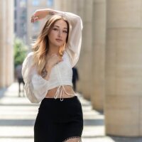 You__Angel's Offline Chat Room