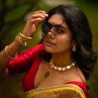 Tamil-lakshmi's Profile Pic