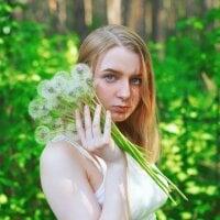 AshlieCobb's Avatar Pic