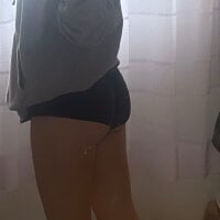 MissArii webcam model