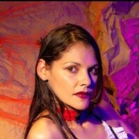 iim_zoe webcam model