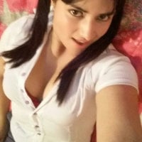 ALEXA_BENNET's Offline Chat Room