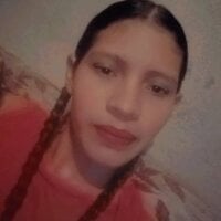 roxie_extremdirty's Offline Chat Room