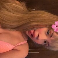 Pinkoficial model avatar