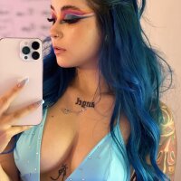 Natasha_Logan Adlı Modelin Çevrimdışı Sohbet Odası