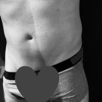 shmcgocam Adlı Modelin Avatarı