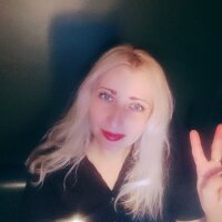 Adela_Ovy 오프라인 채팅방