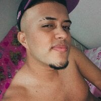 ElverGonzale2000 webcam