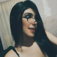 chloee_gomez model avatar