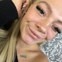 LizzyLush_ webcam