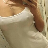 غرفة دردشة Ariellablond- دون اتصال