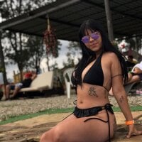 DarlingZara's Offline Chat Room