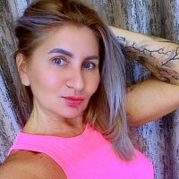 PussyEvely webcam model