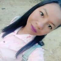 Isis_Casas webcam model