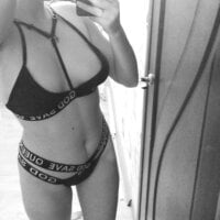 figa_ardente9's Offline Chat Room