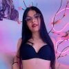 chloe_kiss1