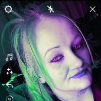 shortiiblazedn Offline chat-huone