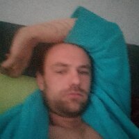 Alexandersex16's Offline Chat Room