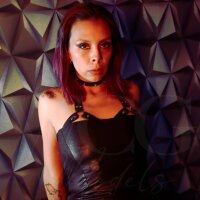 Violetta29_'s Offline Chat Room