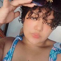 selly_field11's Offline Chat Room