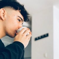 petitegigant33 webcam model