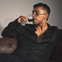 Colstorw_ webcam model