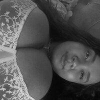 Evelyn_Sandoval's Avatar Pic