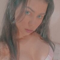 Pervertedcouplee's Offline Chat Room