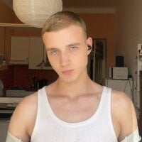 AlexColee