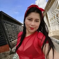 Chantall_alhu's Offline Chat Room