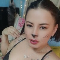 natacha_wolf webcam model