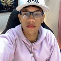 ห้องแชทออฟไลน์ของ freddy_lacross