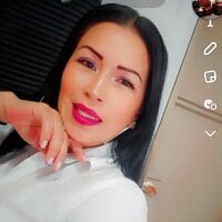 mia_cathalinaa's Profile Pic