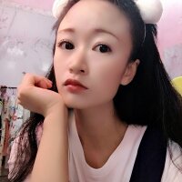 YueBB Cam Model Profile | Stripchat