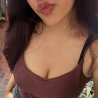 priyaverma89 webcam model